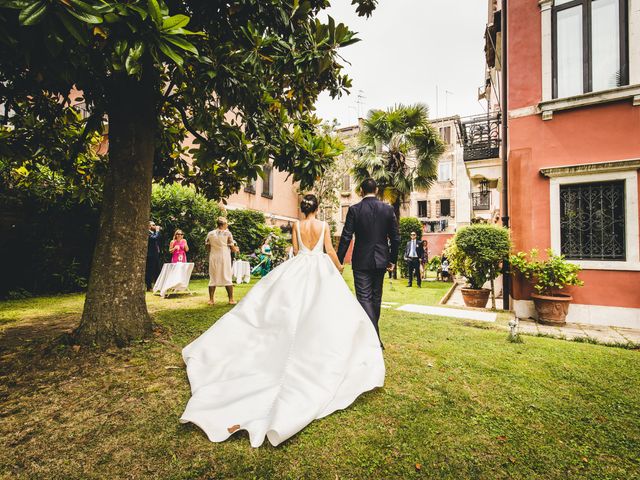 Daniele and Marta&apos;s Wedding in Venice, Italy 14