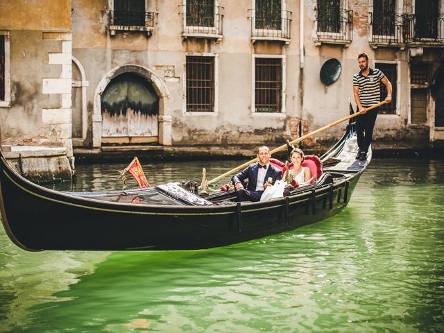 Daniele and Marta&apos;s Wedding in Venice, Italy 23