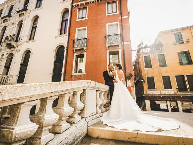 Daniele and Marta&apos;s Wedding in Venice, Italy 29