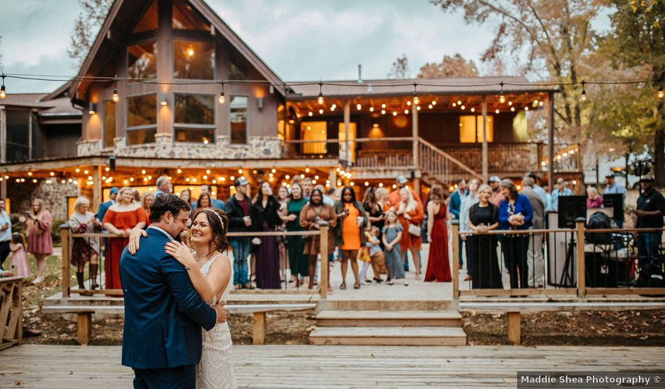 Dylan and Melanie's Wedding in Holly Springs, Mississippi