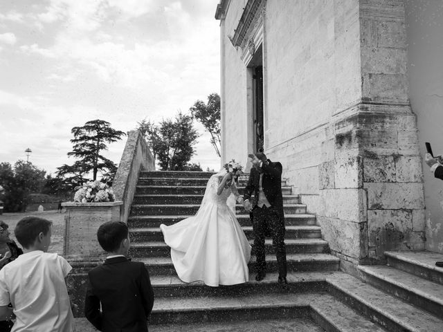 Lucy and Flavio&apos;s Wedding in Rome, Italy 32