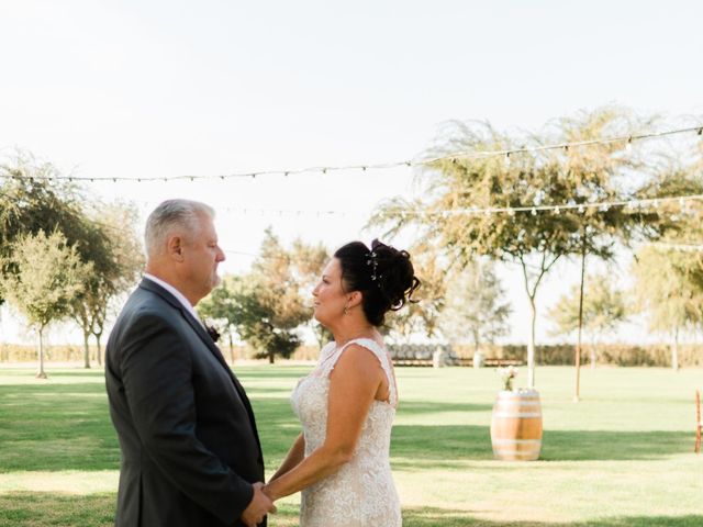 Michelle and Tom&apos;s Wedding in Fresno, California 15
