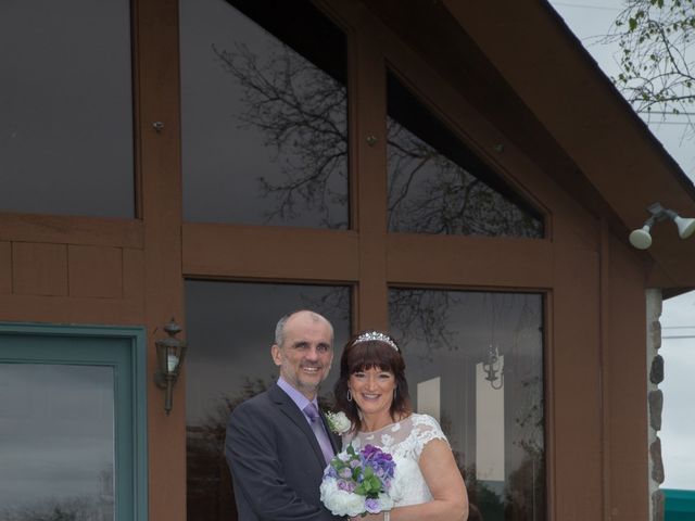 Jeff and Debbie&apos;s Wedding in Agawam, Massachusetts 16