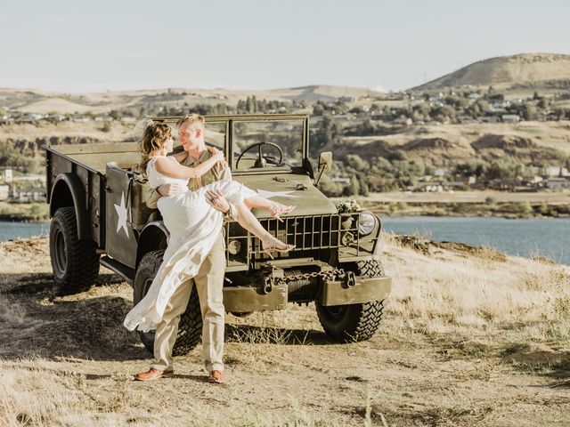 David and Rebecca&apos;s Wedding in The Dalles, Oregon 7