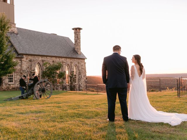 Logan and Hannah&apos;s Wedding in Ridgedale, Missouri 14