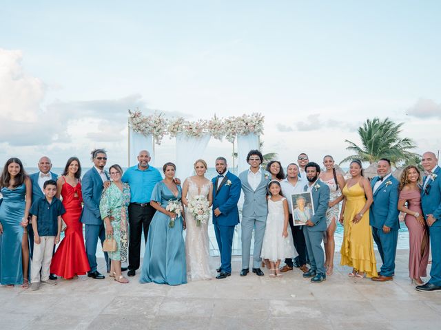 Alex and Alba&apos;s Wedding in Cancun, Mexico 31