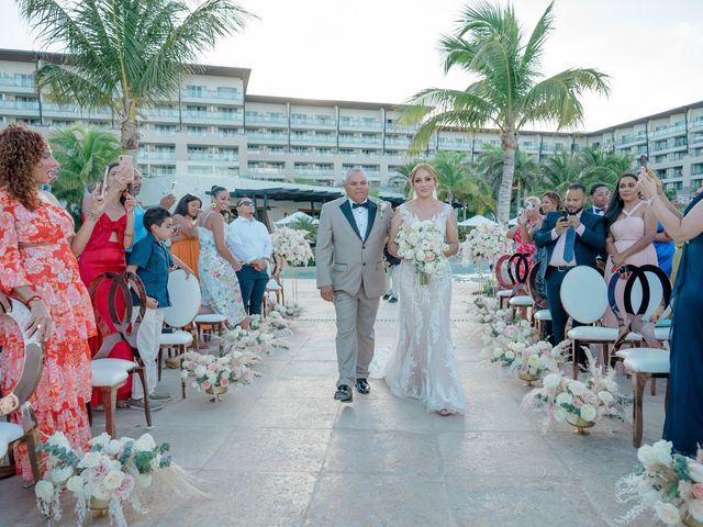 Alex and Alba&apos;s Wedding in Cancun, Mexico 49