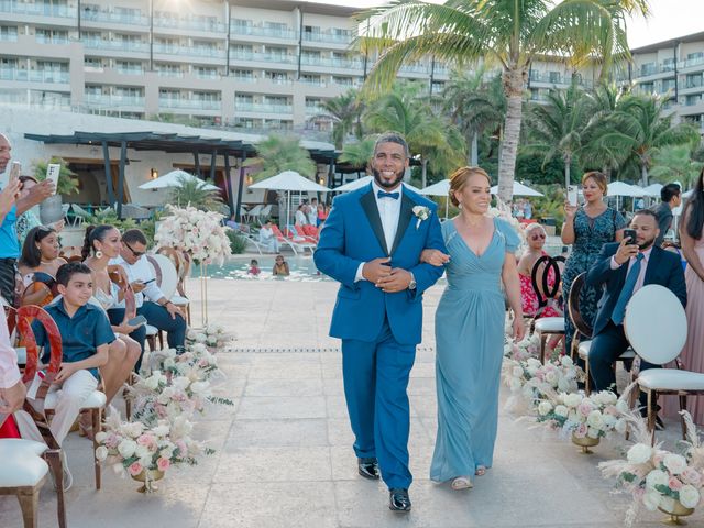 Alex and Alba&apos;s Wedding in Cancun, Mexico 51