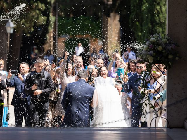 Mara and Michael&apos;s Wedding in Rome, Italy 19