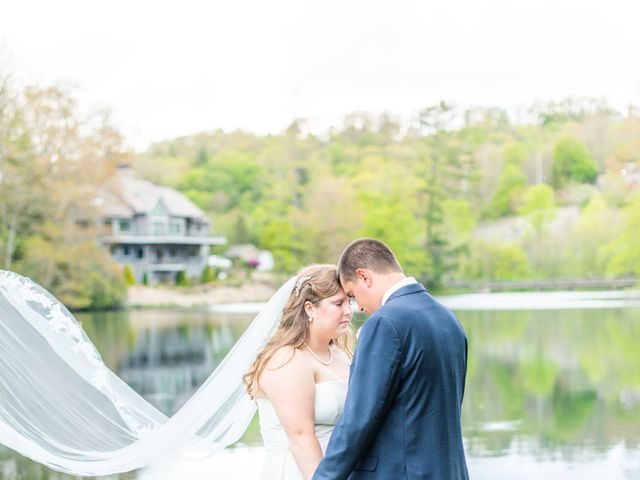 Tristan and Mackenzie&apos;s Wedding in Blowing Rock, North Carolina 4