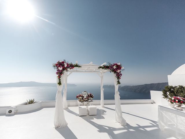 Shadi and Siamak&apos;s Wedding in Santorini, Greece 18