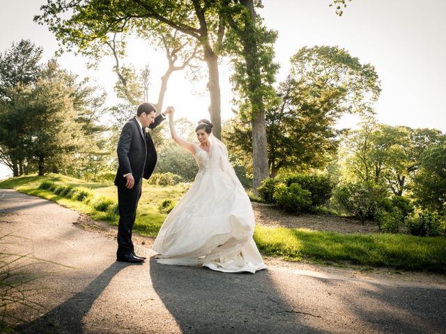 Stephen and Elena&apos;s Wedding in Oyster Bay, New York 6