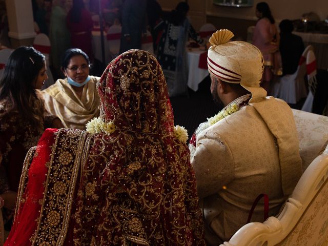 Lateef and Nimra&apos;s Wedding in Naperville, Illinois 25