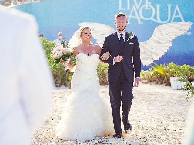 Joseph and Jodi&apos;s Wedding in Cancun, Mexico 38
