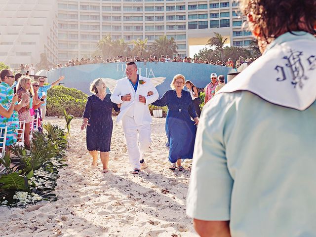Joseph and Jodi&apos;s Wedding in Cancun, Mexico 39