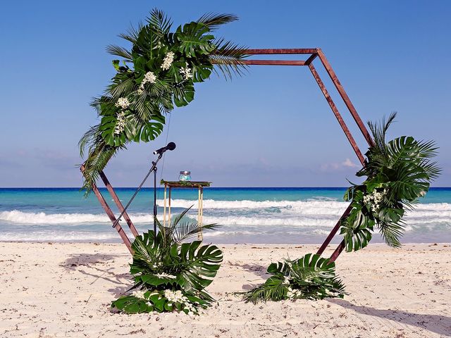 Joseph and Jodi&apos;s Wedding in Cancun, Mexico 40