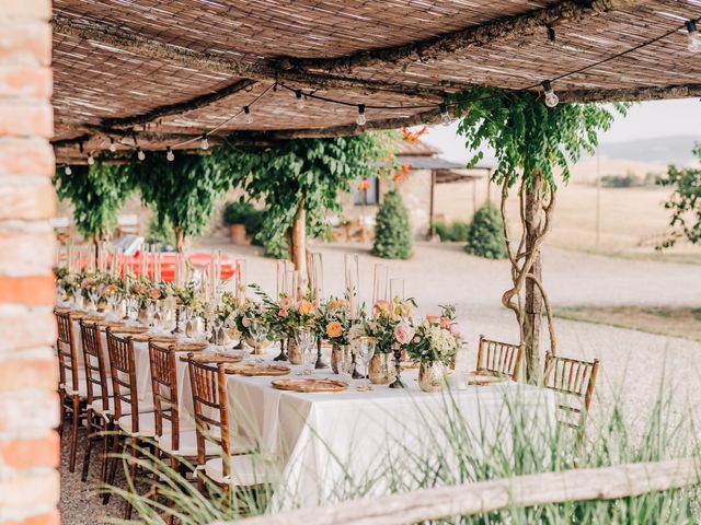 Alessandro and Stefania&apos;s Wedding in Castiglione d&apos;Orcia, Italy 25