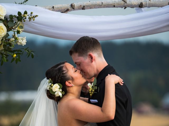 Tyler and Marissa&apos;s Wedding in Damascus, Oregon 15