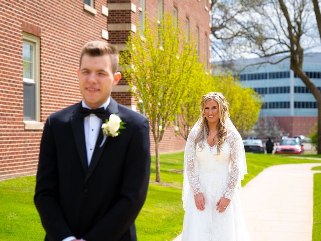 Garrett and Allison&apos;s Wedding in Shelby Charter Township, Michigan 7