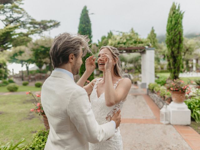 Mate and Milou&apos;s Wedding in Salerno, Italy 9