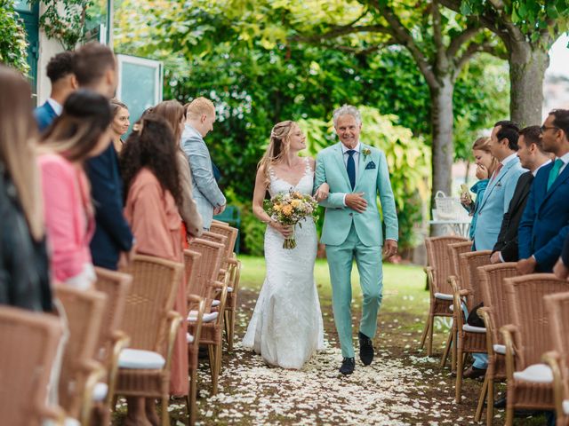 Mate and Milou&apos;s Wedding in Salerno, Italy 17