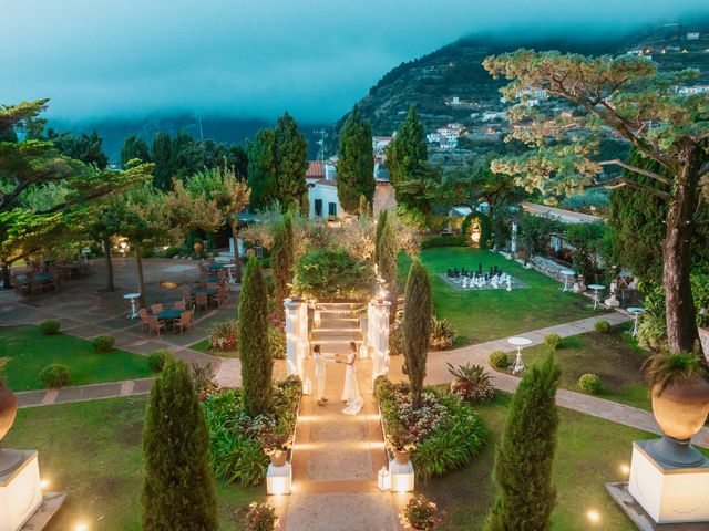 Mate and Milou&apos;s Wedding in Salerno, Italy 27