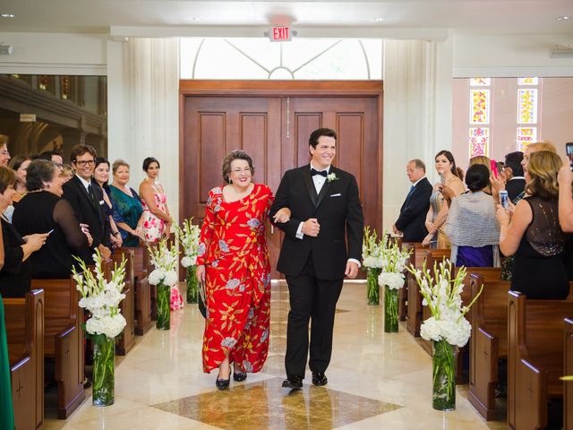Julio and Thais&apos;s Wedding in San Juan, Puerto Rico 9