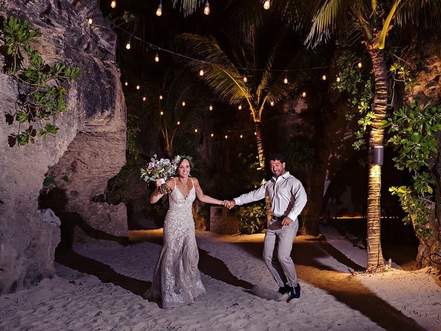 Mike and Liz&apos;s Wedding in Playa del Carmen, Mexico 62