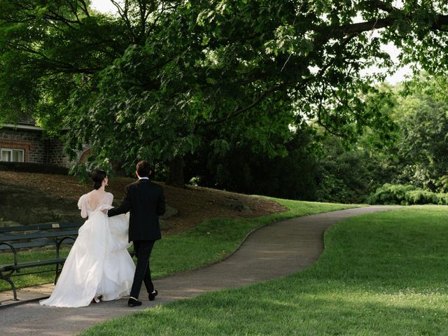 Jay and Daklea&apos;s Wedding in New York, New York 22