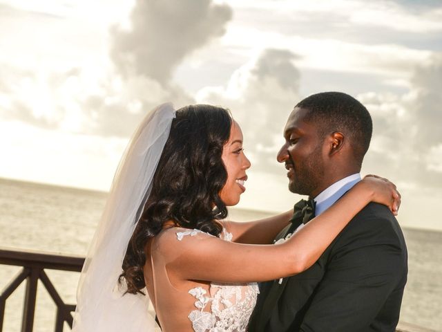 Mercedes and Alex&apos;s Wedding in Gros Islet, St. Lucia 28