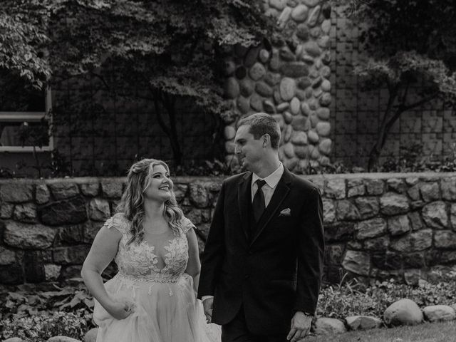 Sean and Lauren&apos;s Wedding in Ann Arbor, Michigan 23