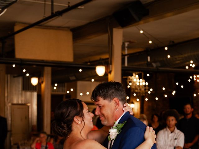 Jason and Sara&apos;s Wedding in Stillwater, Minnesota 10