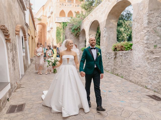 Shaun and Leanne&apos;s Wedding in Salerno, Italy 23