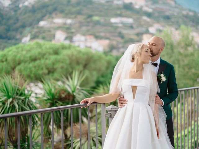 Shaun and Leanne&apos;s Wedding in Salerno, Italy 27