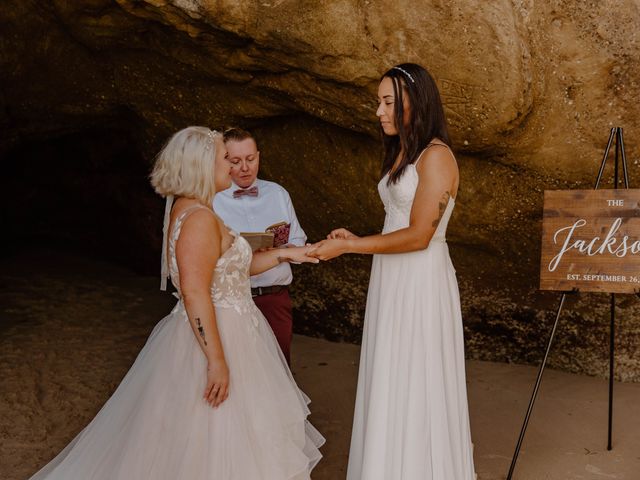 Jessalyn and Emily&apos;s Wedding in Cannon Beach, Oregon 45