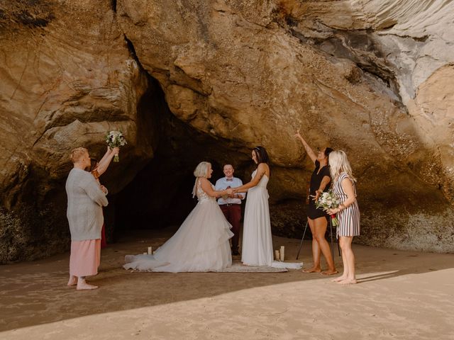 Jessalyn and Emily&apos;s Wedding in Cannon Beach, Oregon 51