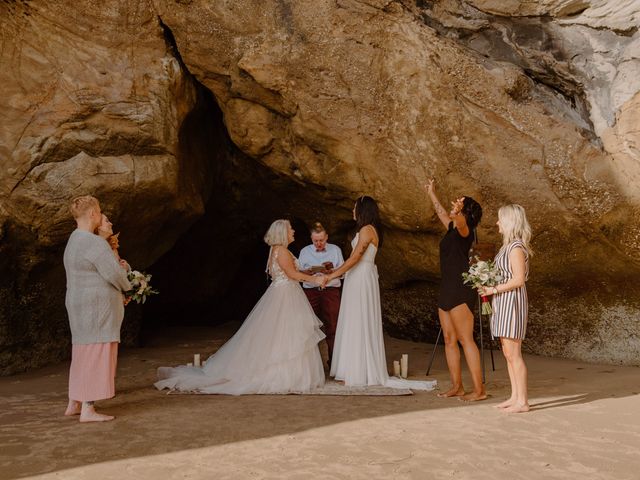 Jessalyn and Emily&apos;s Wedding in Cannon Beach, Oregon 52