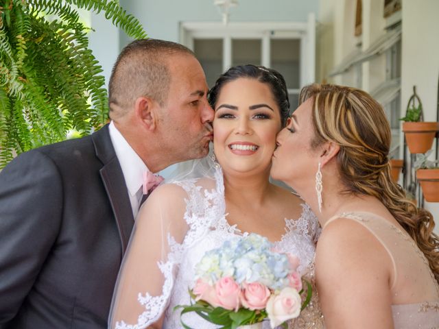 Noel and Yolimarie&apos;s Wedding in Jayuya, Puerto Rico 17