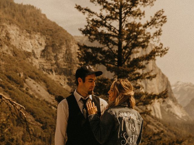 Luke and Emily&apos;s Wedding in Yosemite National Park, California 8