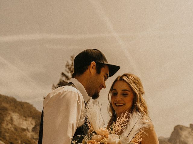 Luke and Emily&apos;s Wedding in Yosemite National Park, California 31
