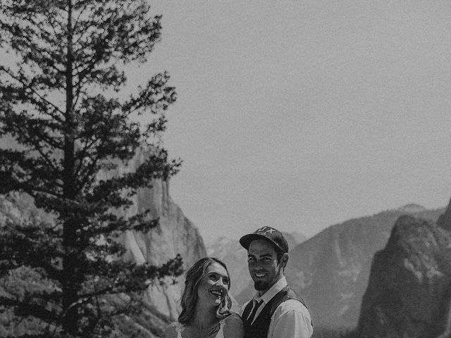 Luke and Emily&apos;s Wedding in Yosemite National Park, California 41