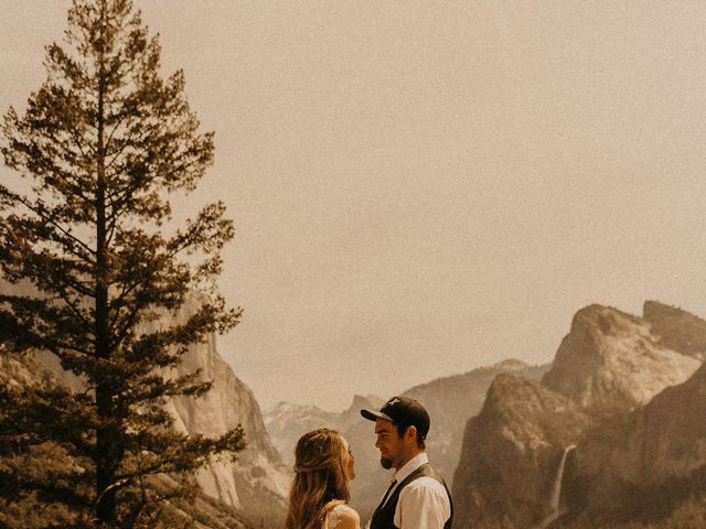 Luke and Emily&apos;s Wedding in Yosemite National Park, California 51