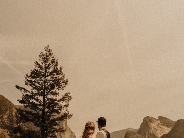 Luke and Emily&apos;s Wedding in Yosemite National Park, California 55