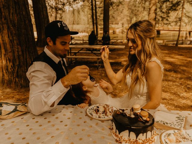 Luke and Emily&apos;s Wedding in Yosemite National Park, California 71