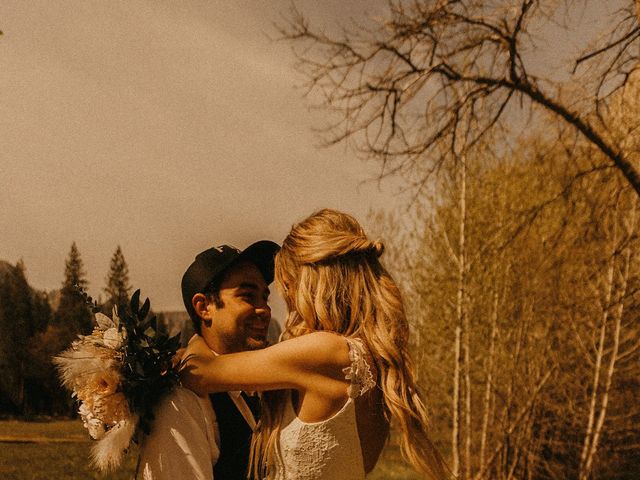 Luke and Emily&apos;s Wedding in Yosemite National Park, California 117