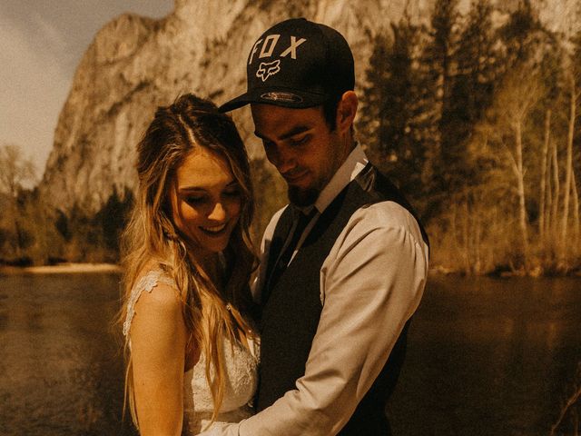 Luke and Emily&apos;s Wedding in Yosemite National Park, California 138