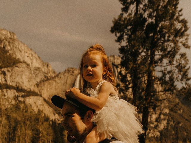 Luke and Emily&apos;s Wedding in Yosemite National Park, California 182