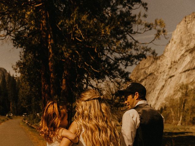 Luke and Emily&apos;s Wedding in Yosemite National Park, California 187