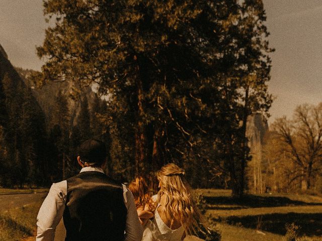 Luke and Emily&apos;s Wedding in Yosemite National Park, California 192