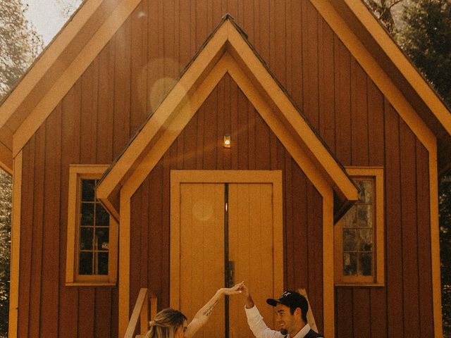 Luke and Emily&apos;s Wedding in Yosemite National Park, California 211